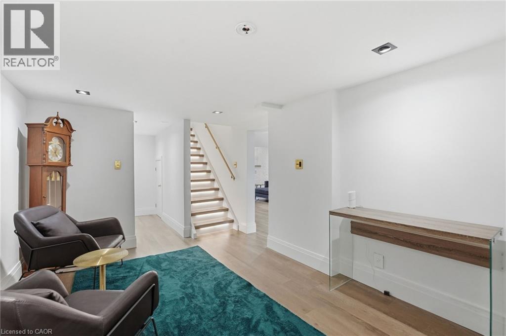 9 Donlea Drive — photo 32