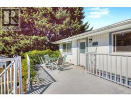 Entrance - 3071 Shamrock Pl, Nanaimo, BC V9T2Z6 Photo 14