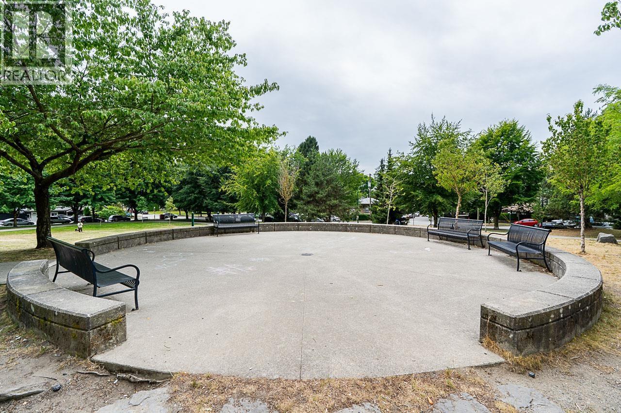 2409 3663 CROWLEY DRIVE, Vancouver - Image 1