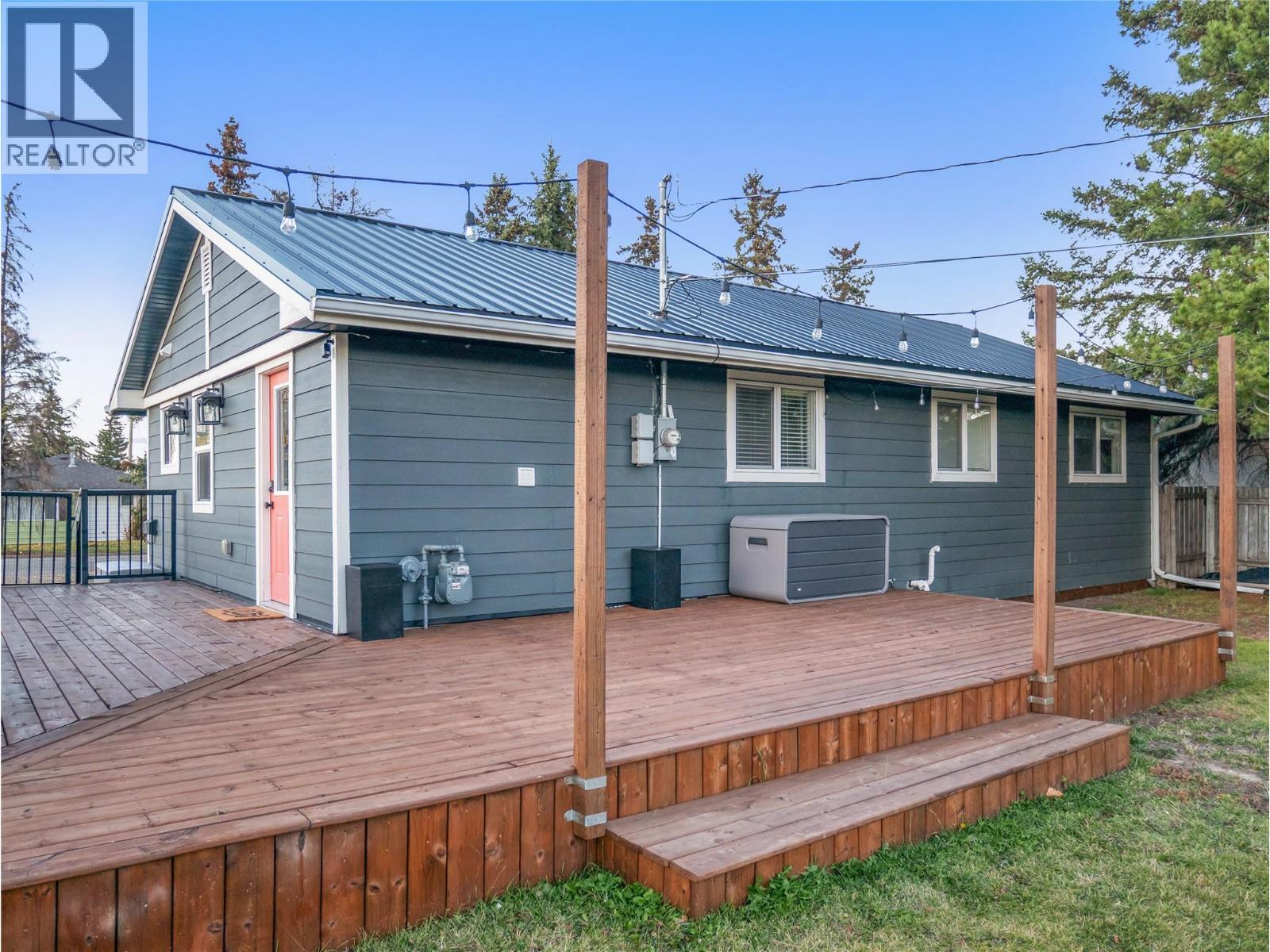 1537 115 Avenue - Image 32