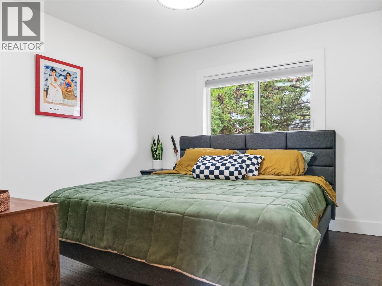 1537 115 Avenue - 15