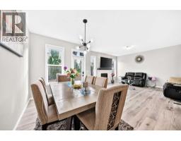 Living room - 87 Nolancrest Circle Nw, Calgary, AB T3R0T8 Photo 9