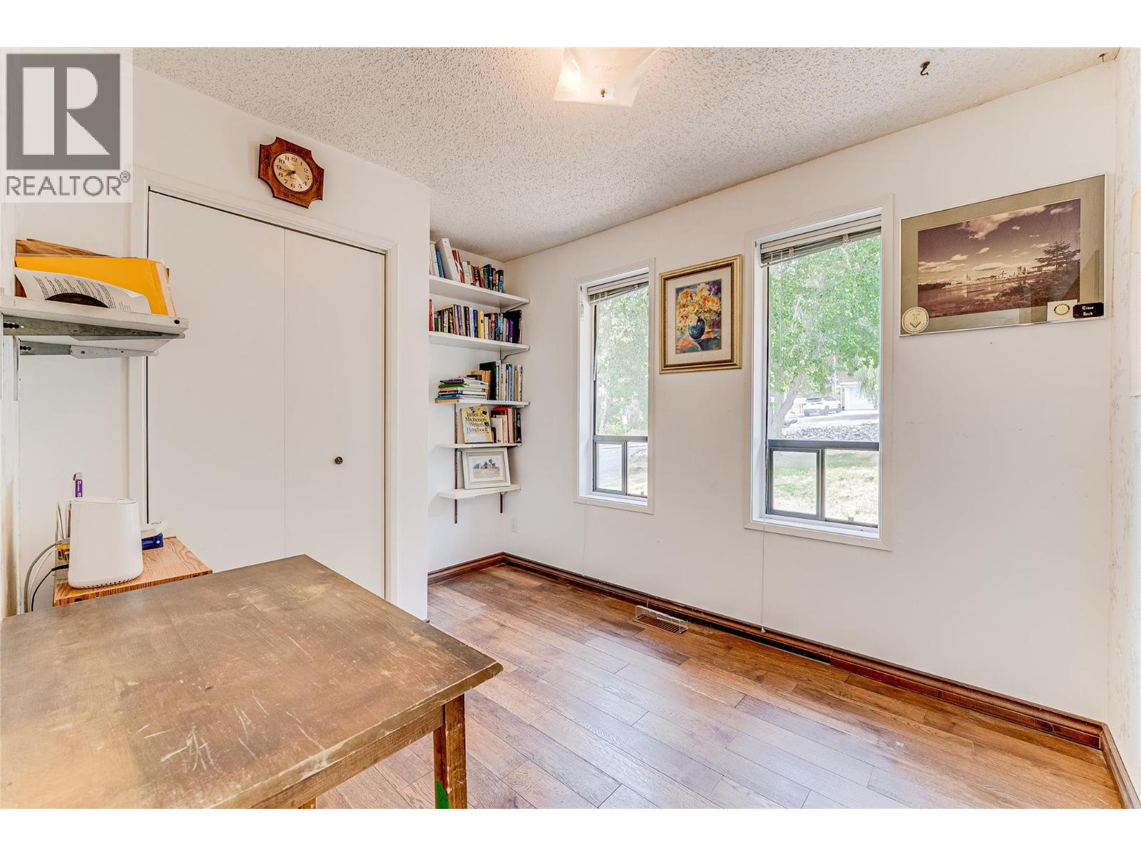 3275 Upper McLeod Road - Image 21