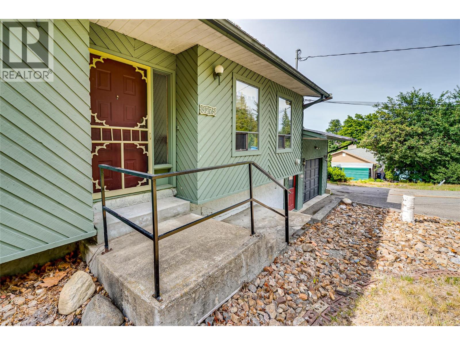 3275 Upper McLeod Road - Image 61