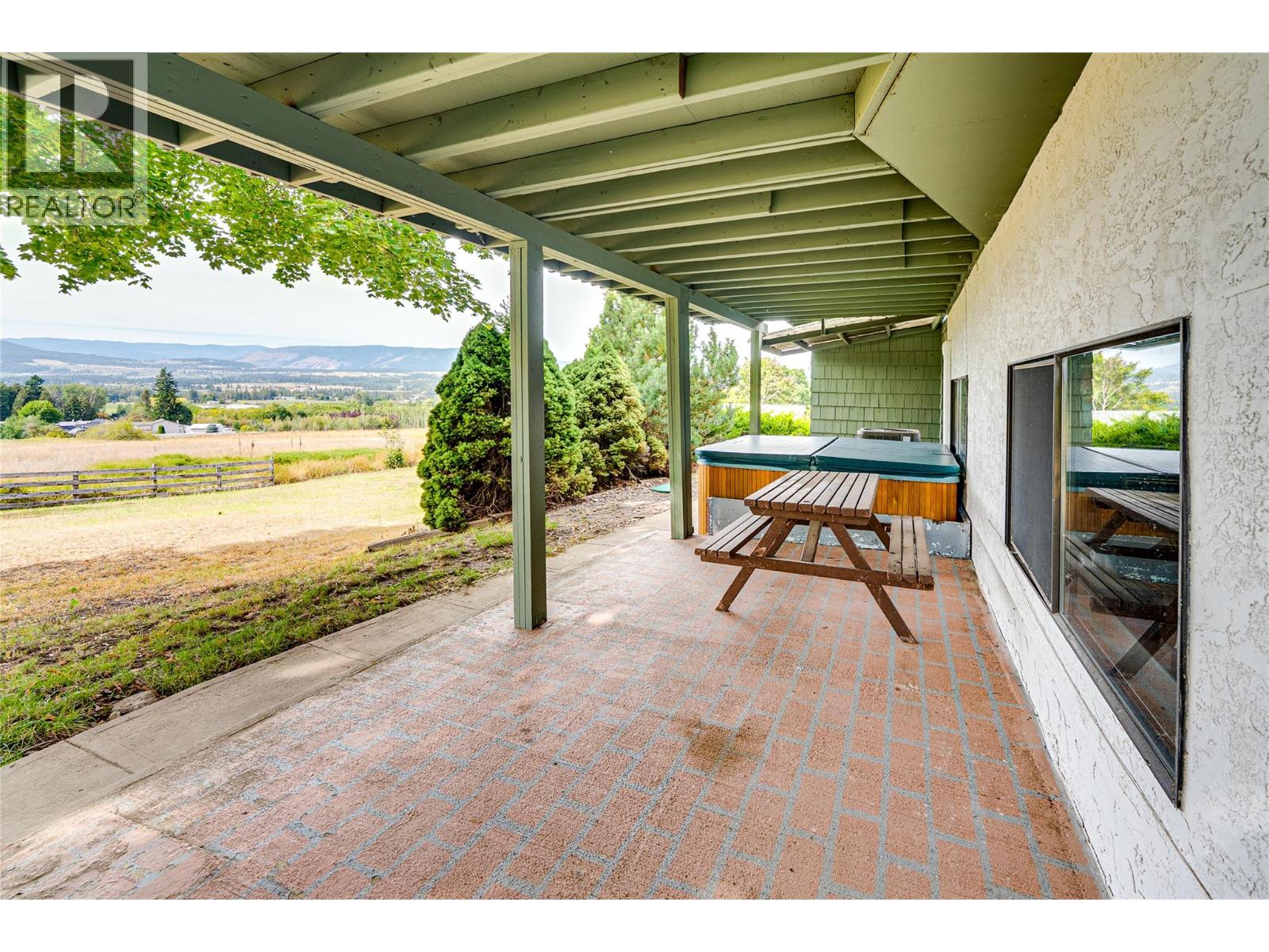 3275 Upper McLeod Road - Image 63