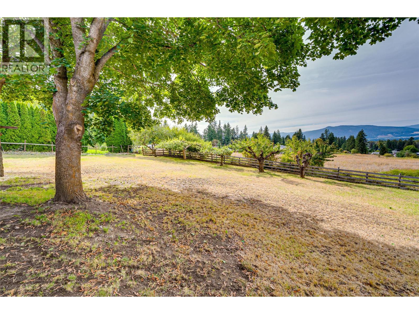 3275 Upper McLeod Road - Image 66