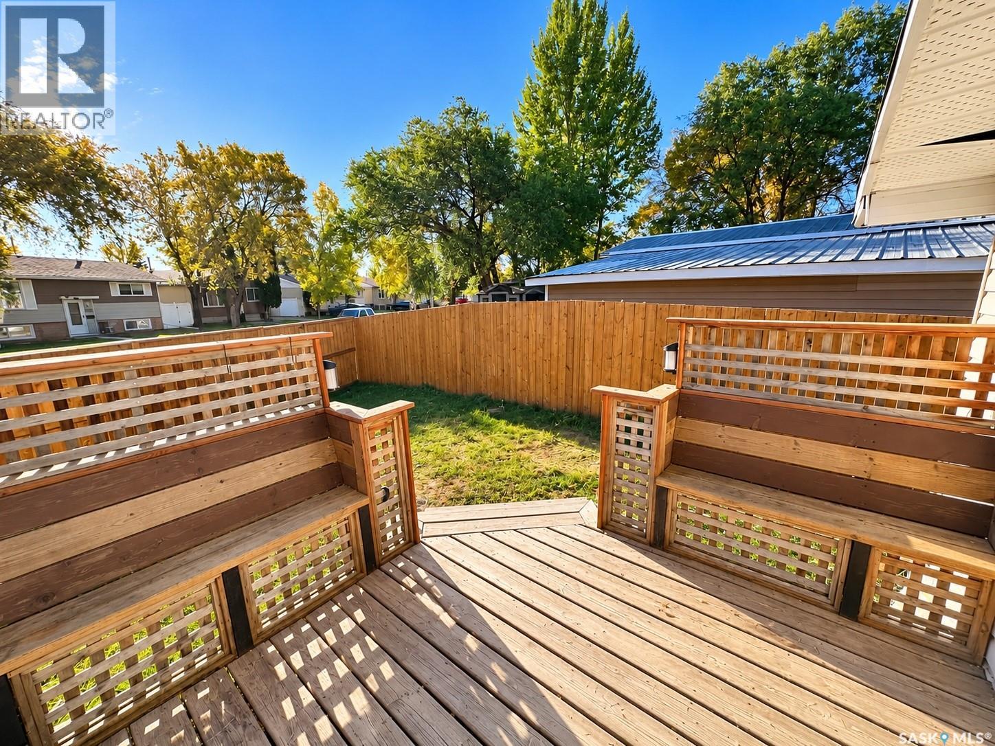 216 1524 Rayner AVENUE - 7