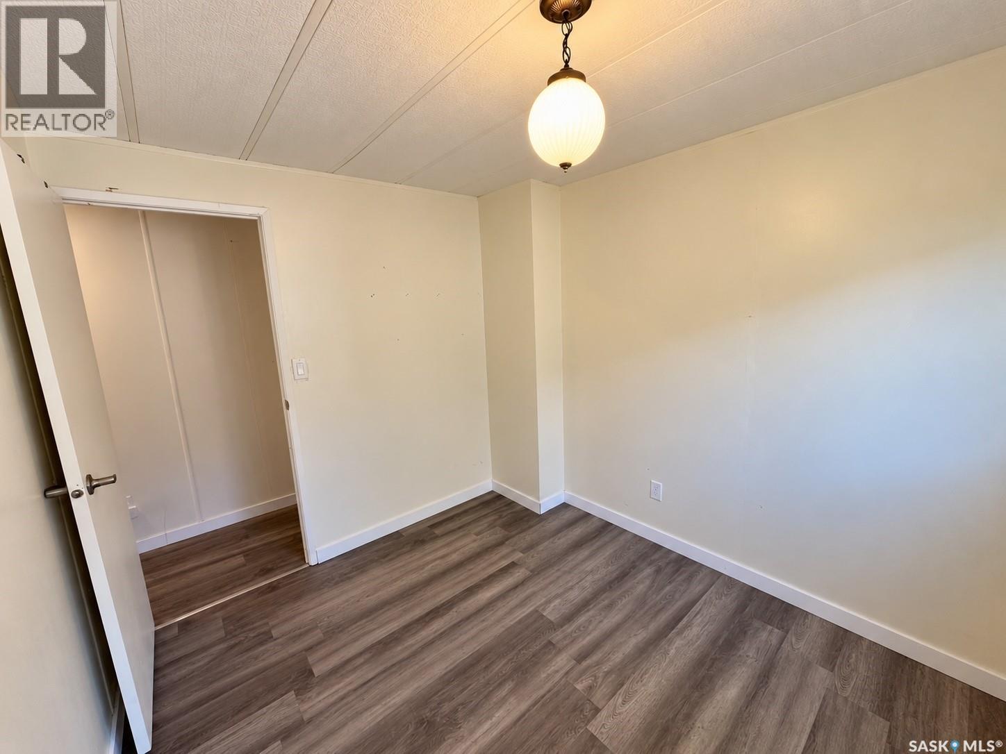 216 1524 Rayner AVENUE - 32