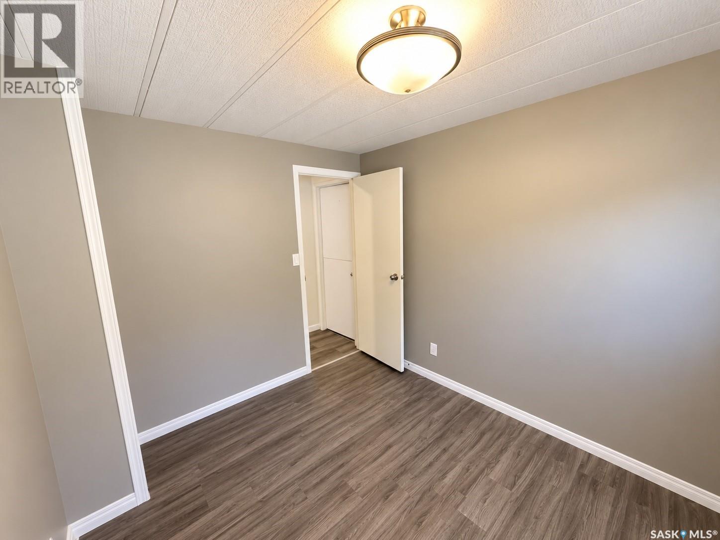 216 1524 Rayner AVENUE - 29