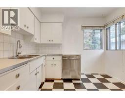3317 37 Street SW - photo 15