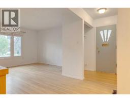 3317 37 Street SW - photo 7