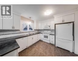 735 10th Avenue, Montrose, BC V0G1P0 Photo 12