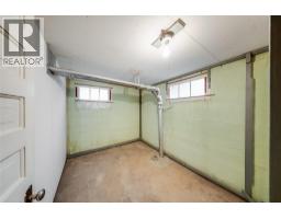 735 10th Avenue, Montrose, BC V0G1P0 Photo 26