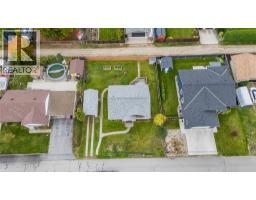 735 10th Avenue, Montrose, BC V0G1P0 Photo 47