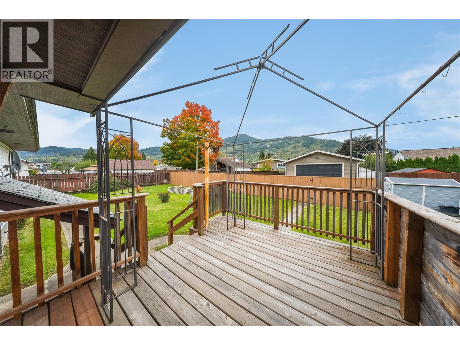 735 10th Avenue - Image 32