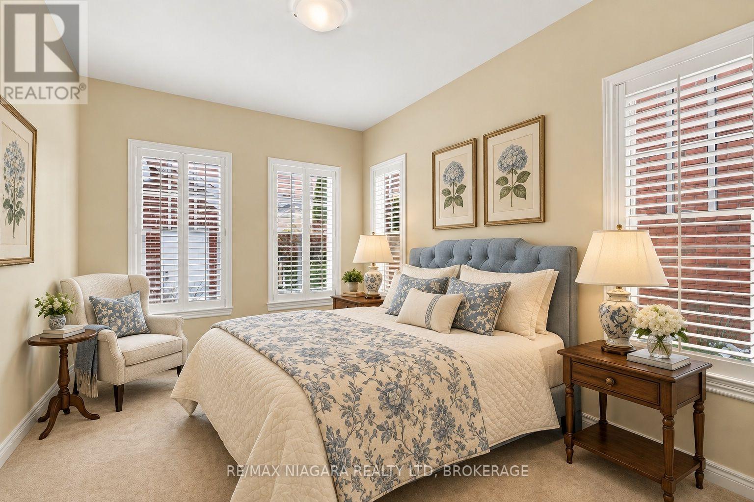 4 BLACKBIRD STREET - 21