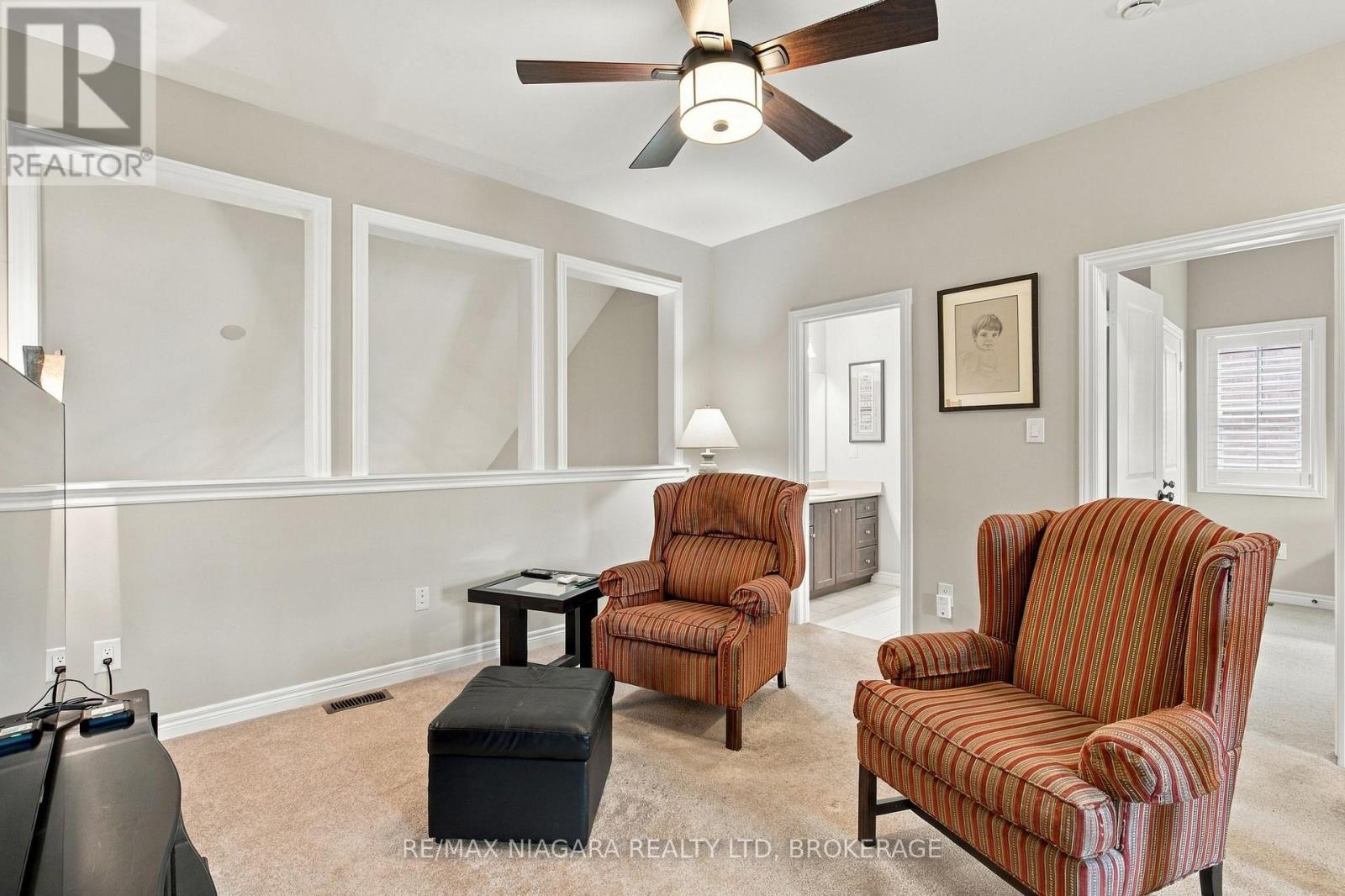 4 BLACKBIRD STREET - 27