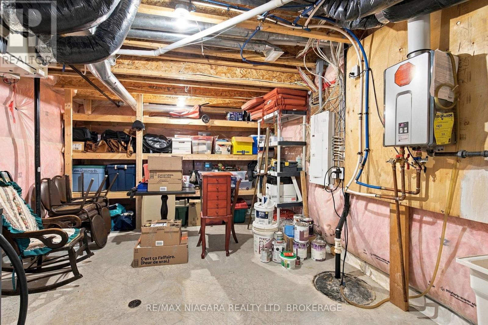 4 BLACKBIRD STREET - Image 40