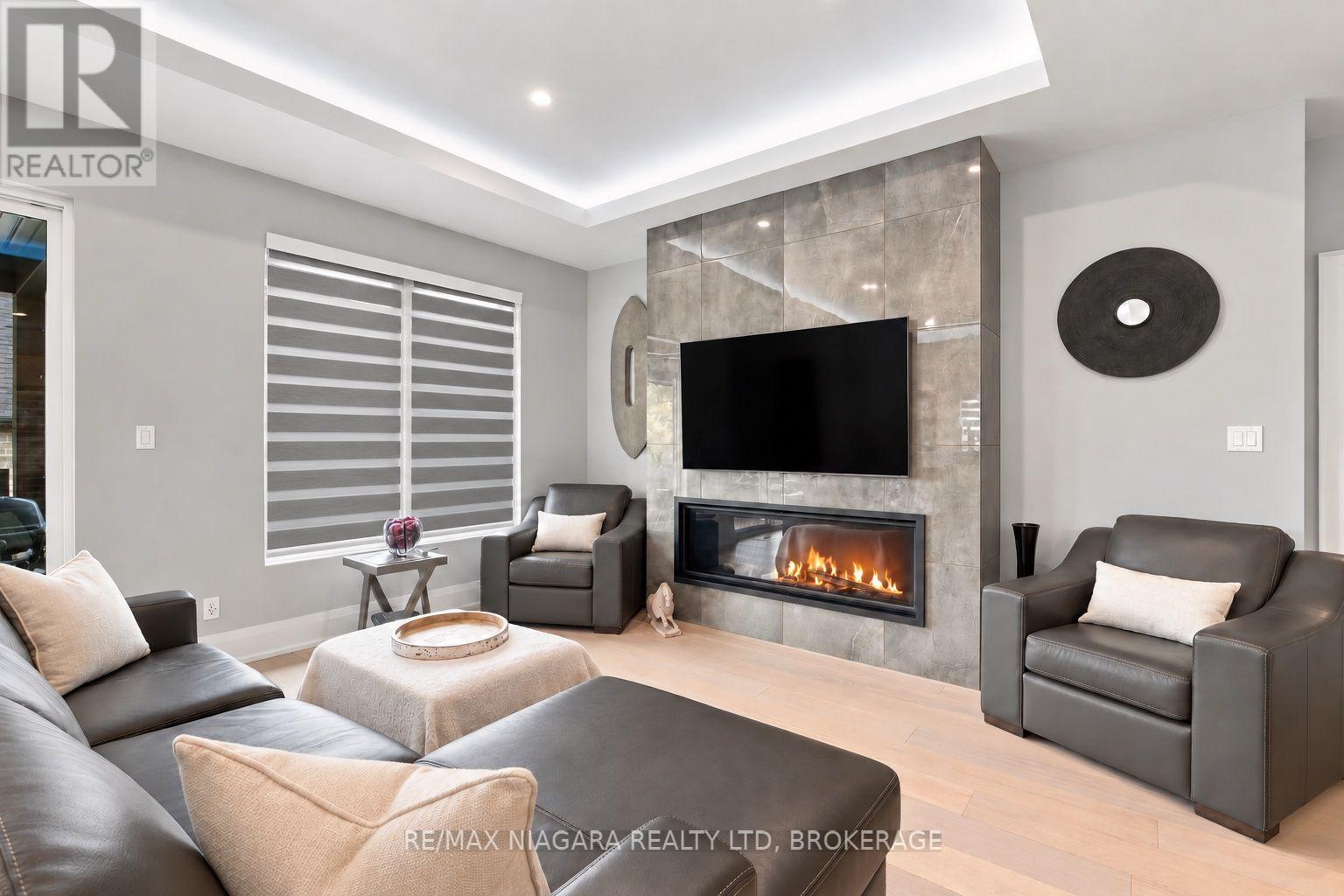 2 FEDORKOW LANE - Image 16