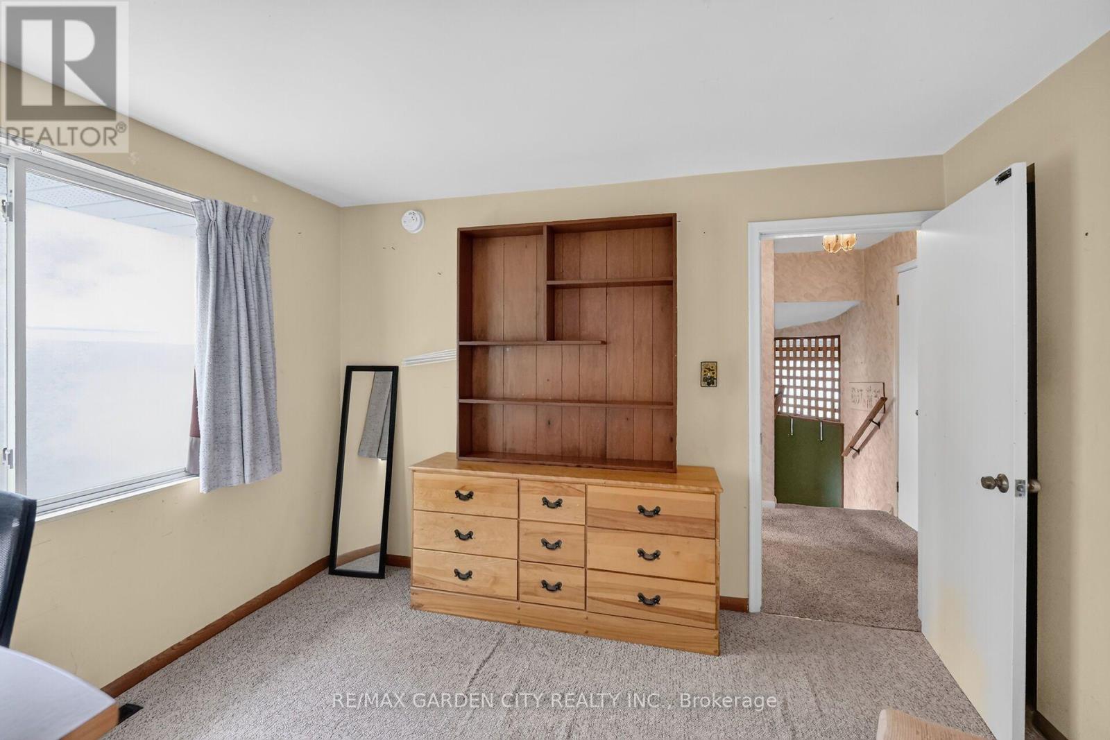 529 CARLTON STREET - Image 14