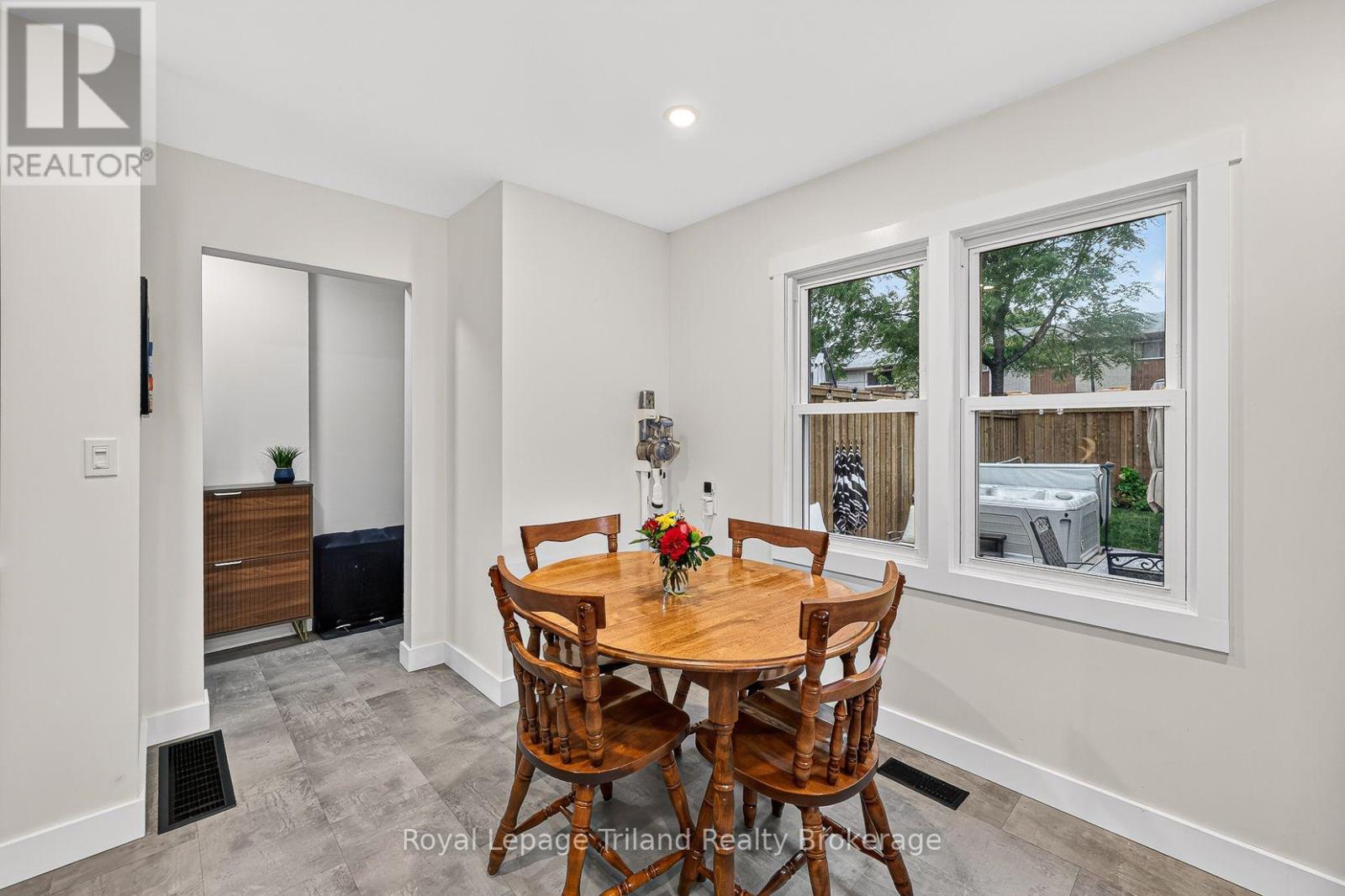 655 MILLER STREET - Image 16