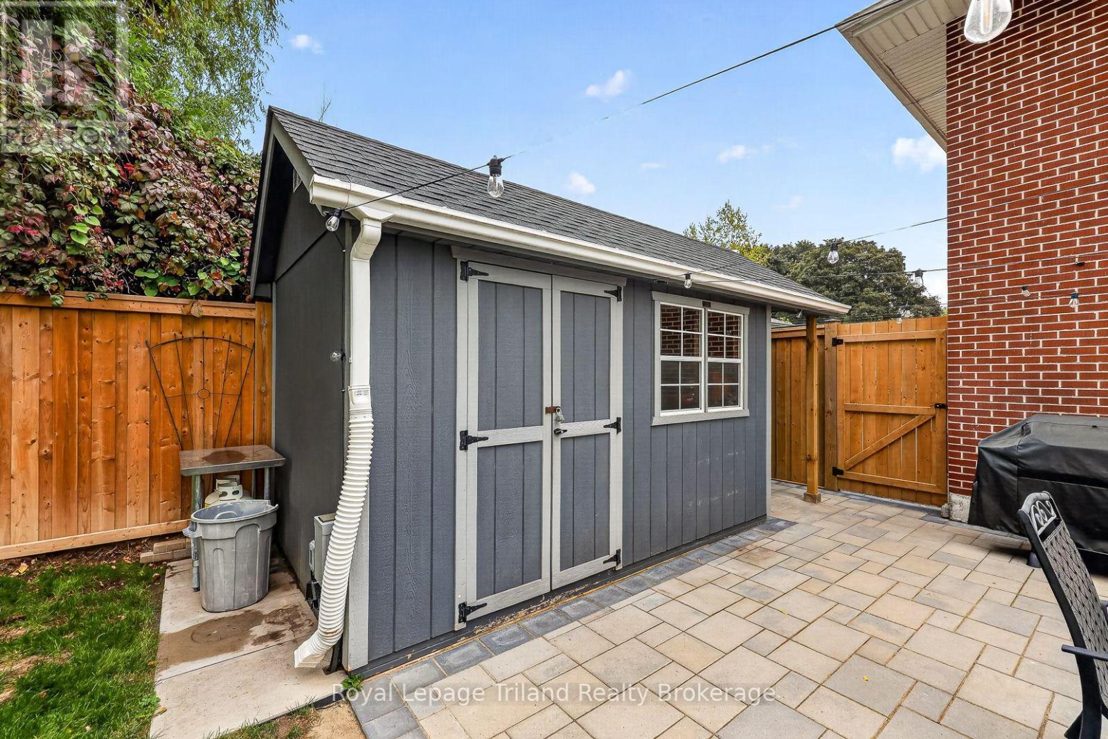 655 MILLER STREET - Image 39