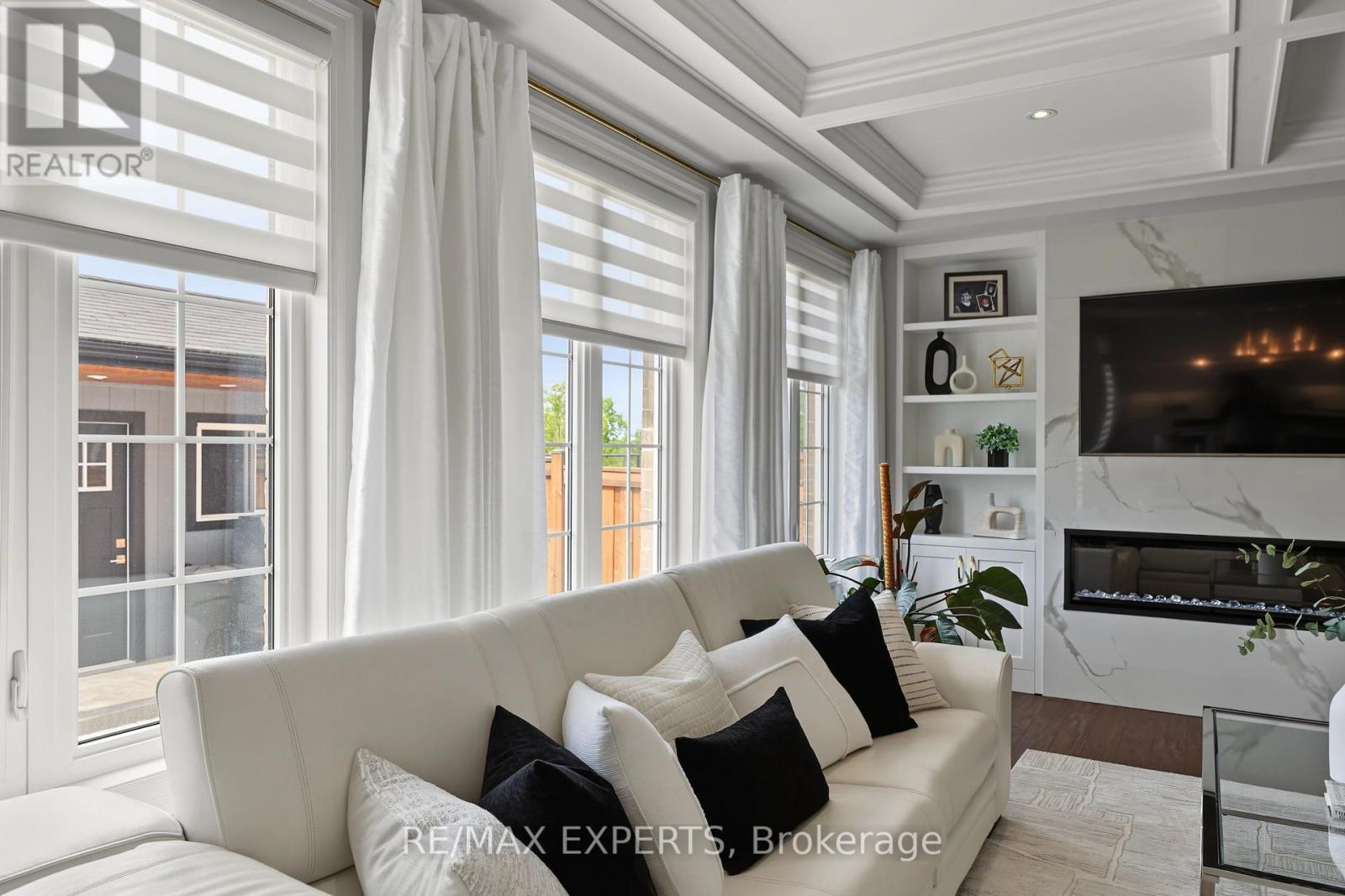 24 PIERCE PLACE - Image 24