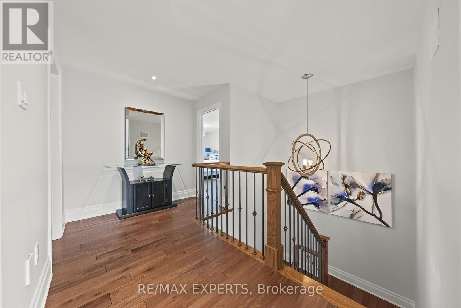 24 PIERCE PLACE - Image 29