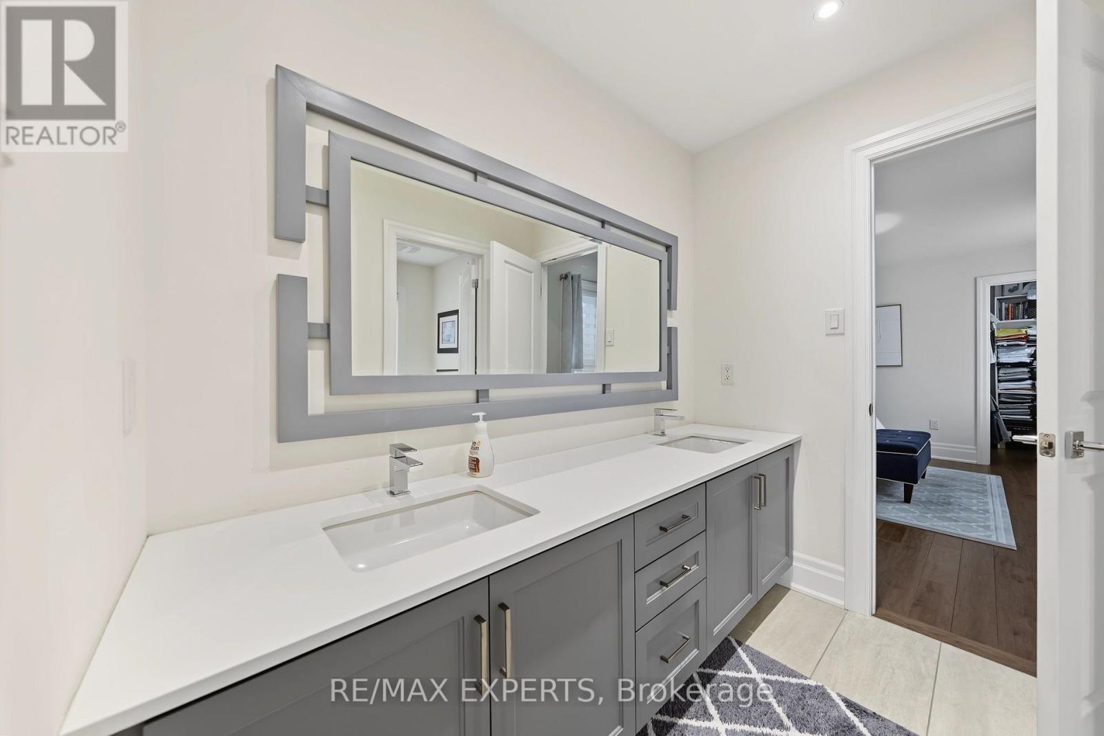 24 PIERCE PLACE - Image 40