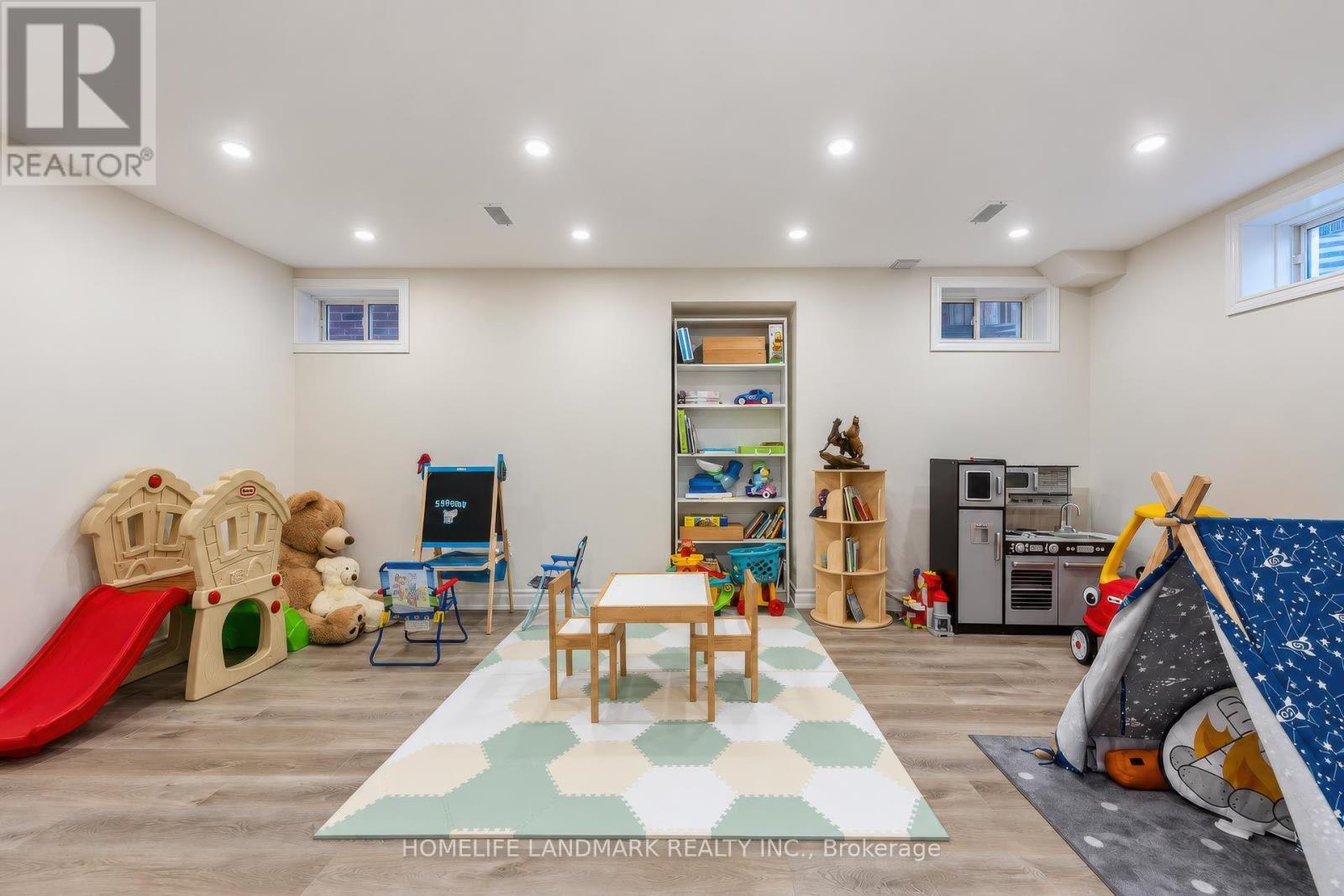 59 Hilts Drive, Richmond Hill, ON photo 38