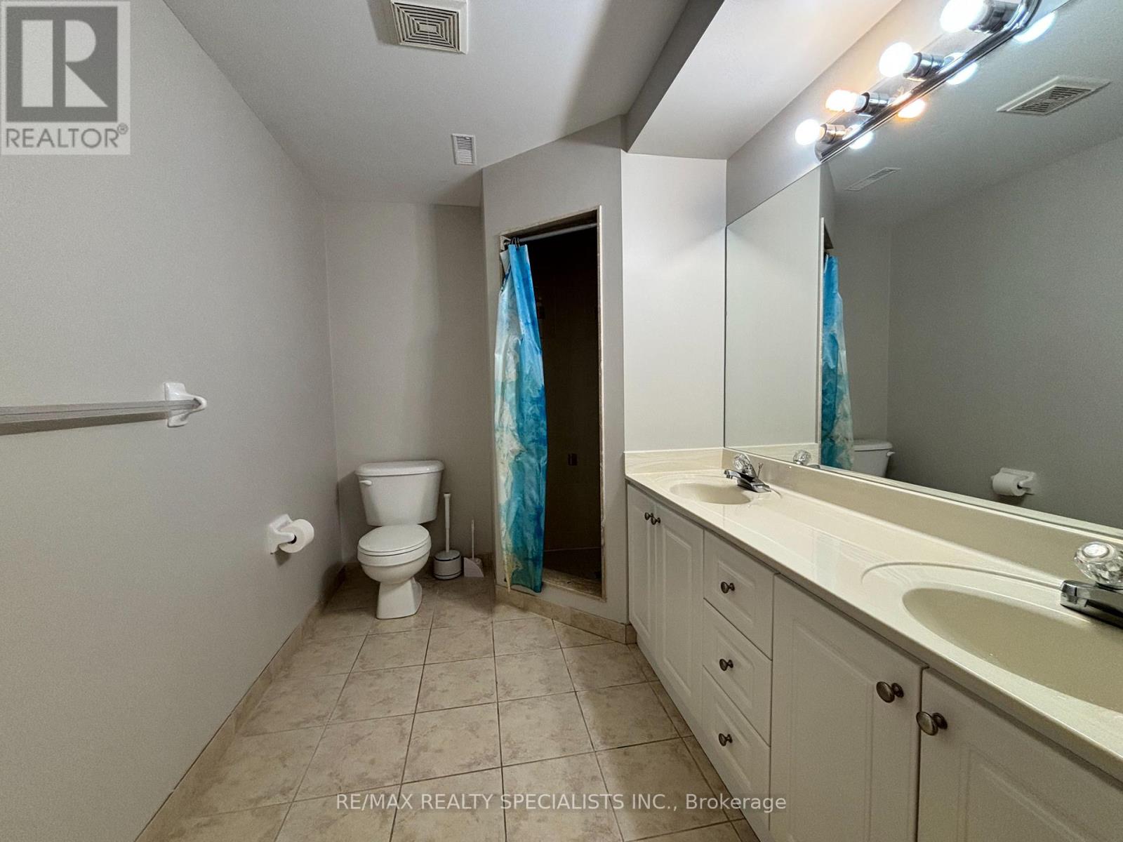 8 Yorkwood Trail — photo 30