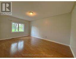 8 Yorkwood Trail, Brampton, ON L6R3J3 Photo 13