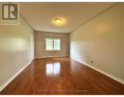 8 Yorkwood Trail, Brampton, ON L6R3J3 Photo 17