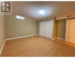 8 Yorkwood Trail, Brampton, ON L6R3J3 Photo 22