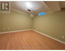 8 Yorkwood Trail, Brampton, ON L6R3J3 Photo 27