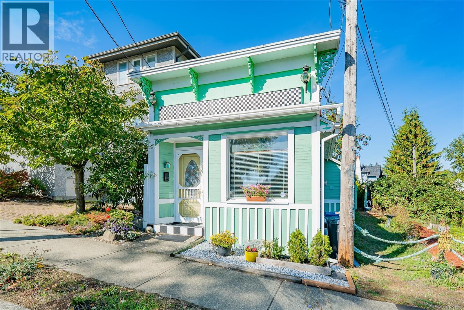 660 Albert St - 27
