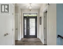 4006 Coachwood Close, Coldstream, BC V1B3Y4 Photo 25