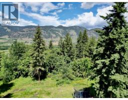 4006 Coachwood Close, Coldstream, BC V1B3Y4 Photo 17
