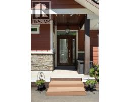 4006 Coachwood Close, Coldstream, BC V1B3Y4 Photo 23