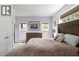 4006 Coachwood Close, Coldstream, BC V1B3Y4 Photo 44