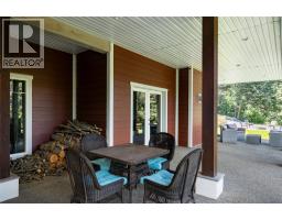 4006 Coachwood Close, Coldstream, BC V1B3Y4 Photo 64