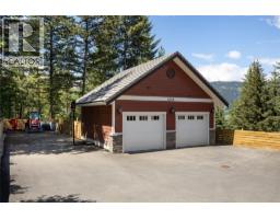 4006 Coachwood Close, Coldstream, BC V1B3Y4 Photo 69
