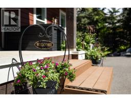 4006 Coachwood Close, Coldstream, BC V1B3Y4 Photo 72