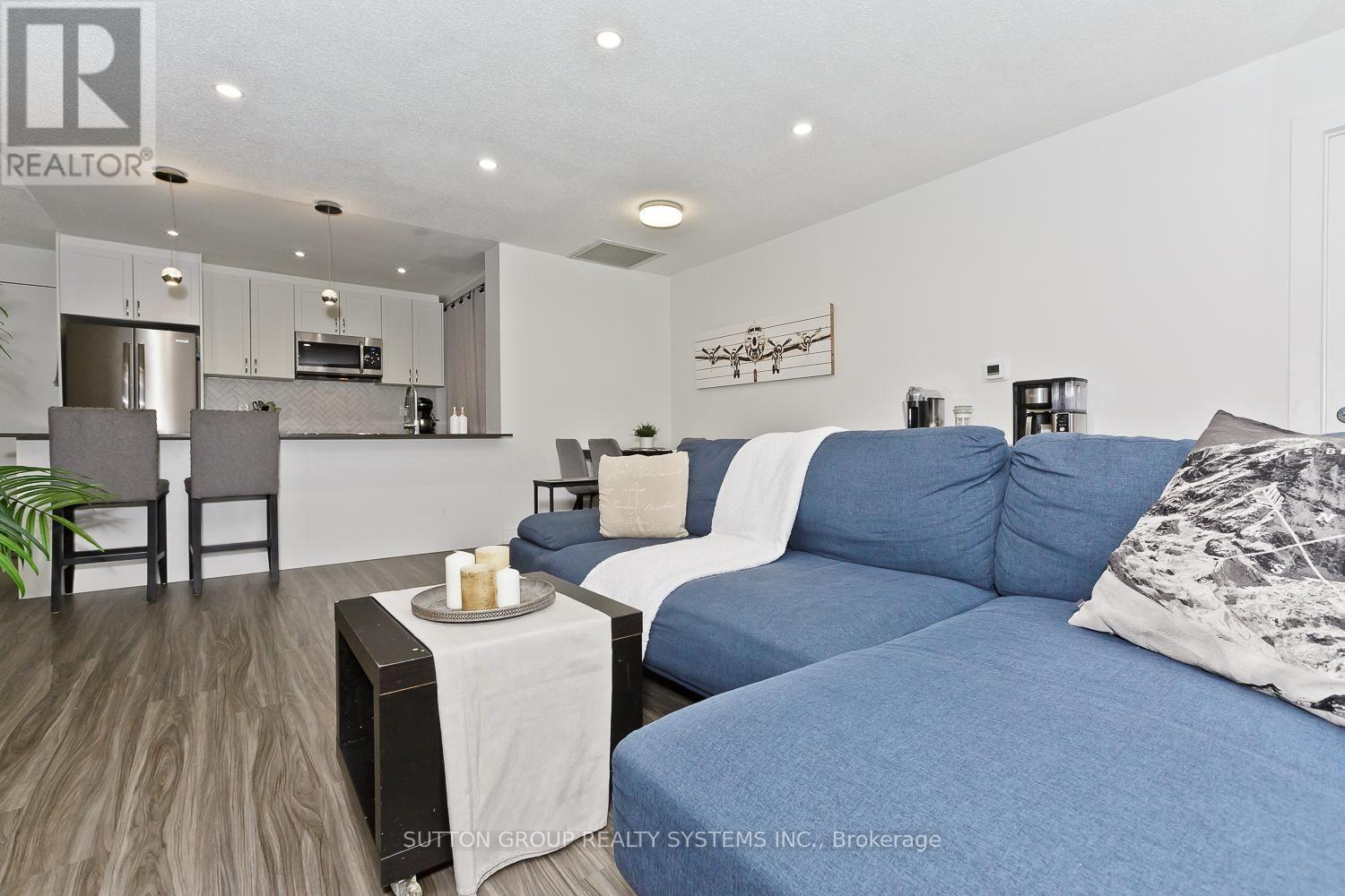 #311 4198 DUNDAS STREET W - 32