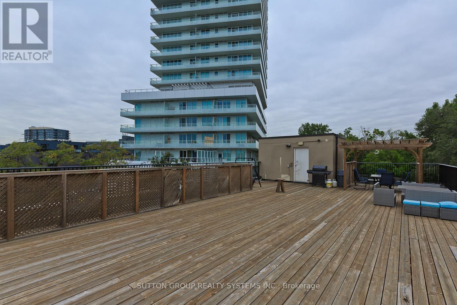 #311 4198 DUNDAS STREET W - 45