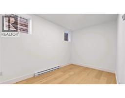 3 1721 Adanac St, Victoria, BC V8R2C4 Photo 11