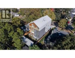 3 1721 Adanac St, Victoria, BC V8R2C4 Photo 20