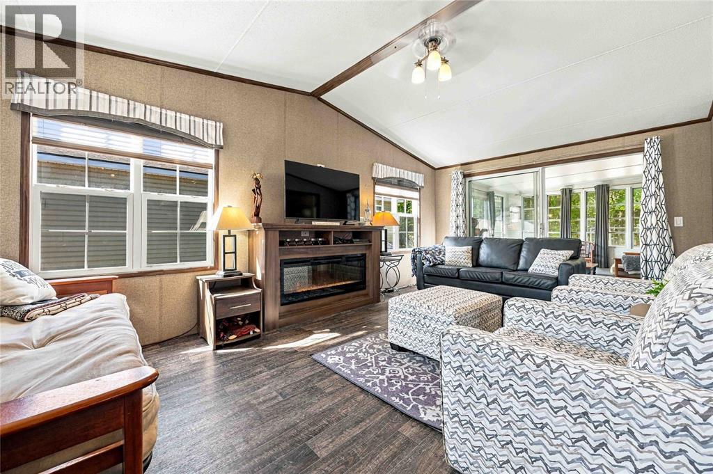 #R 17 9338 W IPPERWASH ROAD - 12