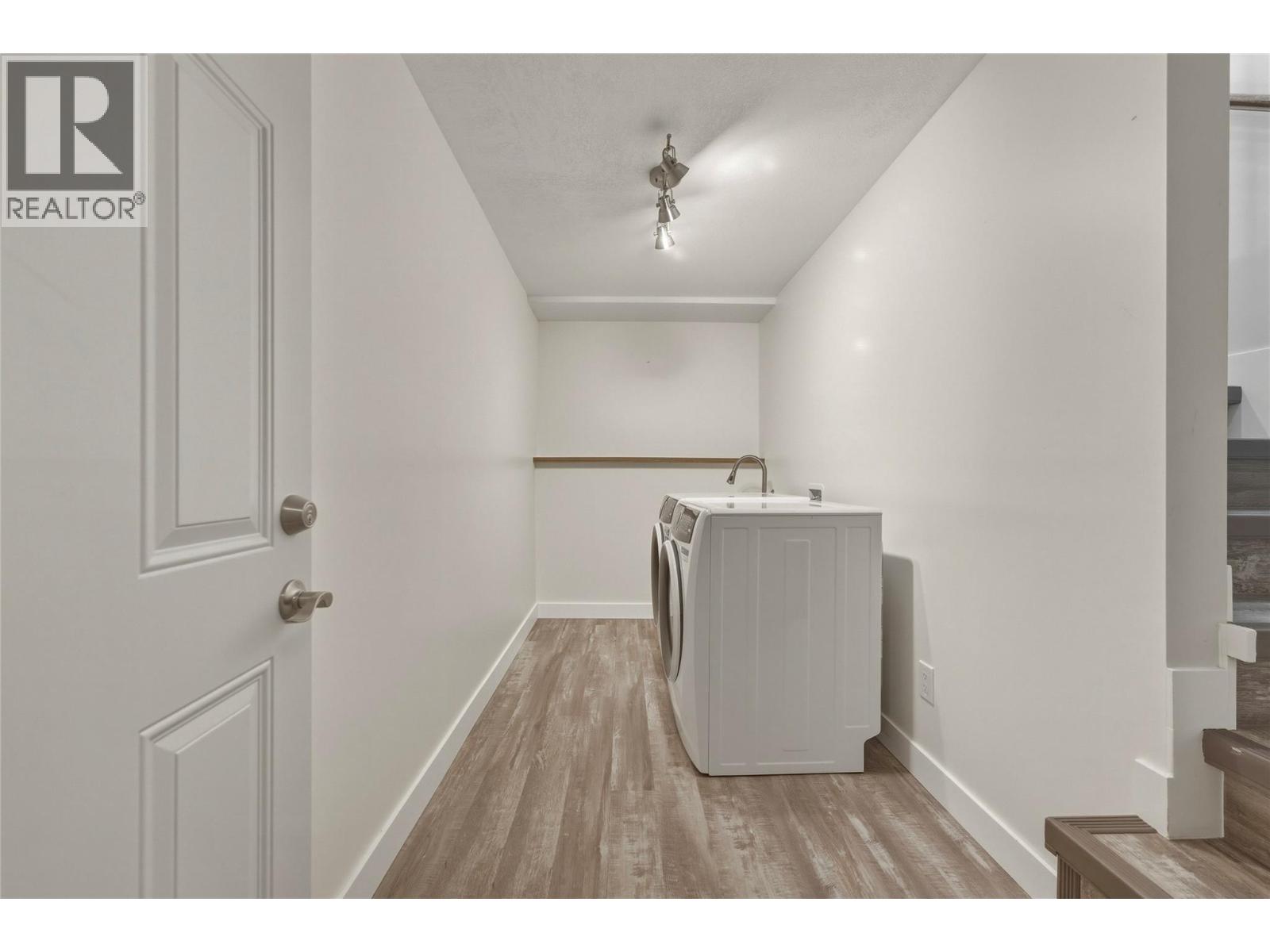 7701 Birch Lane - 25