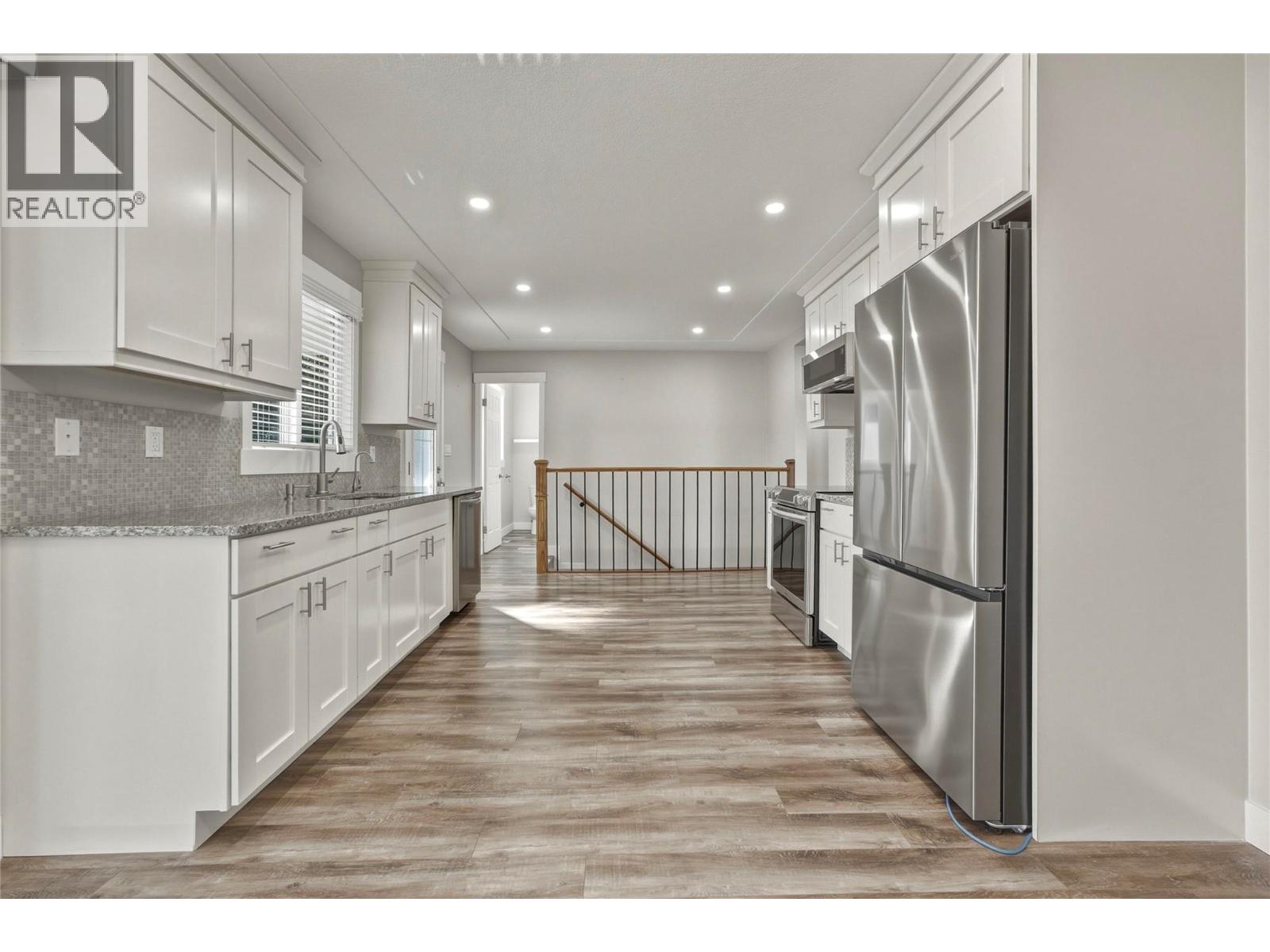 7701 Birch Lane - 8